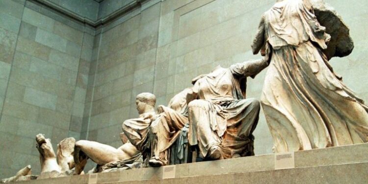 Σημαντική η ανανεωμένη έκκληση της UNESCO για την επιστροφή των Γλυπτών του Παρθενώνα, αναφέρει γαλλική εφημερίδα