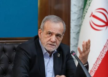 Ιράν: Θρίλερ με φήμες για παραίτηση Πεζεσκιάν, έστειλε επιστολή στον Μοτζταμπά Χαμενεΐ - Διαψεύδει η Τεχεράνη