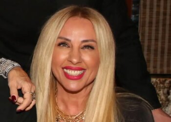 Γωγώ Μαστροκώστα: Οι αναρτήσεις της showbiz για τον θάνατο της