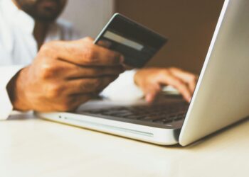 «Καμπάνα» 150.000 ευρώ σε ηλεκτρονικό κατάστημα - Καταγγελίες για μη παραδόσεις προϊόντων και μη επιστροφές χρημάτων