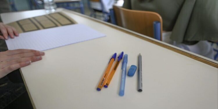 Πανελλαδικές 2026: Πρεμιέρα σήμερα για τους υποψηφίους των Γενικών Λυκείων με το μάθημα της Νεοελληνικής Γλώσσας