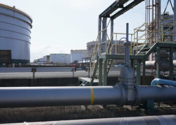 Ο ΟΠΕΚ+ συμφώνησε τρίτη στη σειρά αύξηση των ποσοστώσεων παραγωγής μετά το κλείσιμο των Στενών του Ορμούζ
