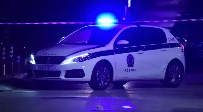 Χολαργός: Άνδρας πυροβόλησε και τραυμάτισε τη σύζυγό του και στη συνέχεια αυτοκτόνησε