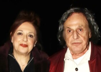 Ελένη Ράντου για Βασίλη Παπακωνσταντίνου: Δύσκολο να ζεις με έναν μύθο, έχουμε περάσει τρεις κρίσεις