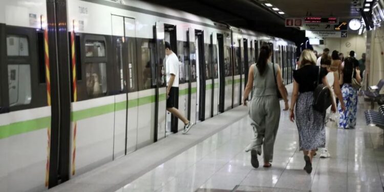 Αυξάνονται τα πρόστιμα στα ΜΜΜ για τους επιβάτες χωρίς εισιτήριο – Τι ισχύει από σήμερα