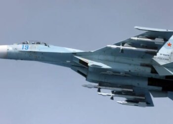Η Ρωσία παρενόχλησε αεροσκάφος που μετέφερε τον Βρετανό υπουργό Άμυνας: «Ήταν απερίσκεπτη παρέμβαση»