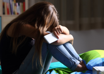Στο επίκεντρο η πρόληψη της αυτοκτονίας μετά το τραγικό συμβάν με τις 17χρονες – Αύξηση των τραγικών περιστατικών στις ηλικίες 15-19 ετών