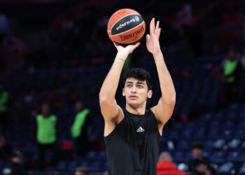 «Κοιτάζει και τον Σαμοντούροφ το North Carolina» - www.ertsports.gr