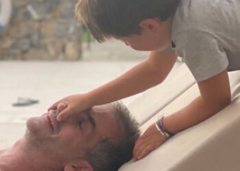 Η Σία Κοσιώνη ευχήθηκε στον Κώστα Μπακογιάννη με μία φωτογραφία: Σε ευχαριστώ για όλα άντρα μου