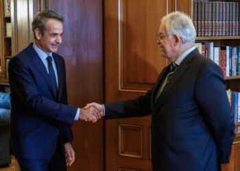 Μητσοτάκης στη συνάντηση με Τασούλα στο Προεδρικό Μέγαρο: Aπομένει ένας χρόνος για τη συνταγματική ολοκλήρωση της θητείας μας