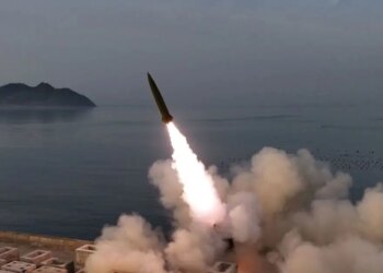 Η Βόρεια Κορέα εκτόξευσε βαλλιστικό πύραυλο - «Έκανε πτήση περίπου 80 χιλιομέτρων» λένε οι Νοτιοκορεάτες