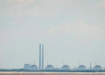 Πόλεμος στην Ουκρανία: Ο ΔΟΑΕ ανησυχεί για το πλήγμα σε κτίριο στον πυρηνικό σταθμό της Ζαπορίζια