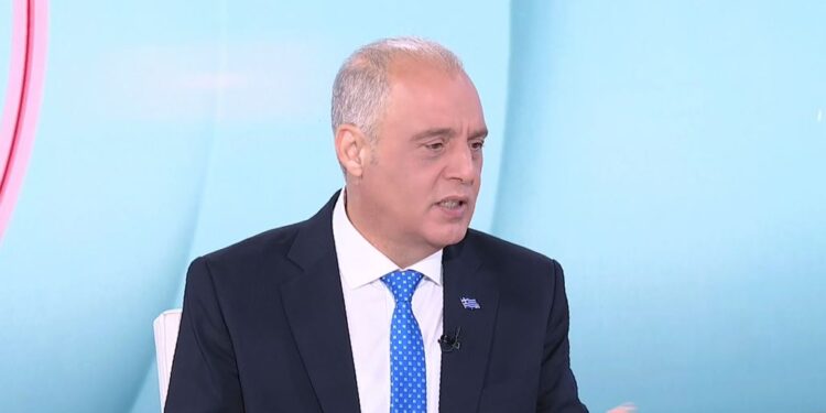 Μήνυση κατά Βελόπουλου για υποκίνηση ρατσιστικής βίας από βουλευτές της Νέας Αριστεράς