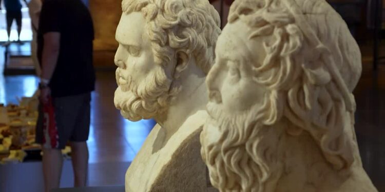 Σχεδόν άθικτες μετά από 1.700 χρόνια: Δύο σπάνιες προτομές ανακαλύφθηκαν στο Ισραήλ – Η μία απεικονίζει τον Λυκούργο