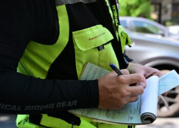 Συνελήφθη οδηγός στην Αθηνών-Κορίνθου – Έτρεχε με πάνω από 200 χλμ./ώρα!