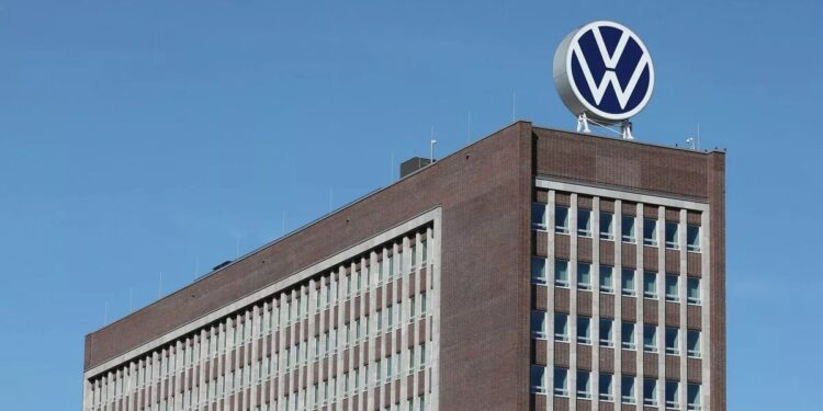 Ο Όμιλος Volkswagen εξετάζει πρόγραμμα αναδιάρθρωσης