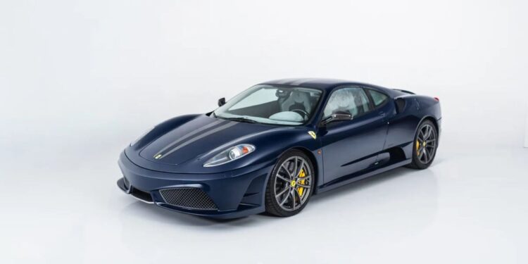 Στο «σφυρί» η πρώτη Ferrari 430 Scuderia!