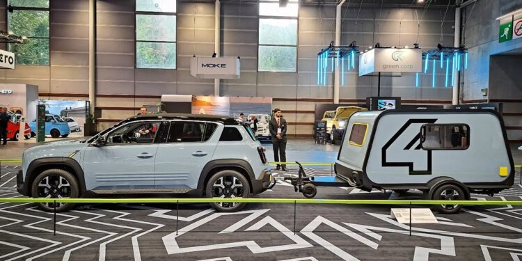 Το εντυπωσιακό τροχόσπιτο – τρέιλερ του Renault 4