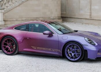 Μία μοναδική Porsche 911 GT3 Touring για τη Μολδαβία