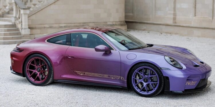 Μία μοναδική Porsche 911 GT3 Touring για τη Μολδαβία