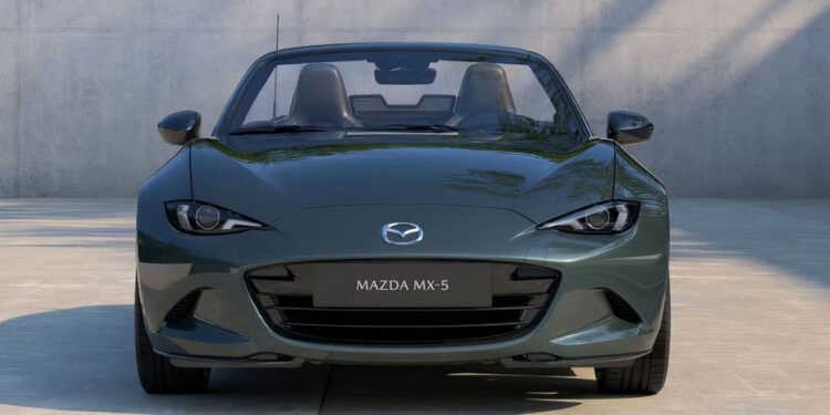 Η Mazda αναβαθμίζει το MX-5 και προσθέτει νέα έκδοση εξοπλισμού