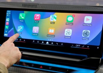 To Apple CarPlay φέρνει και video στο αυτοκίνητο