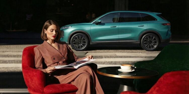 LEPAS: Νέα premium SUV με έμφαση στην κομψότητα και την τεχνολογία