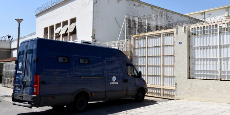 Φυλακές Κορυδαλλού: Συναγερμός για απόδραση κρατουμένου - ertnews.gr