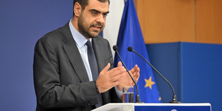 Μαρινάκης για Τσίπρα: Αξιωματική αντιπολίτευση γίνεται ένα κόμμα όταν έρχεται δεύτερο στις εκλογές