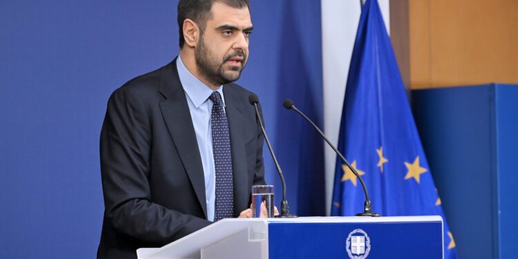 Live - Μαρινάκης για Τσίπρα: Τα έργα είναι πιο ισχυρά από τα μεγάλα λόγια - ertnews.gr