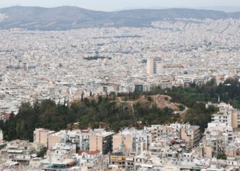 Καιρός: Τοπικές μπόρες και καταιγίδες στα ηπειρωτικά, έως 35 βαθμούς η θερμοκρασία - Πρόγνωση από την Αν. Τυράσκη - ertnews.gr