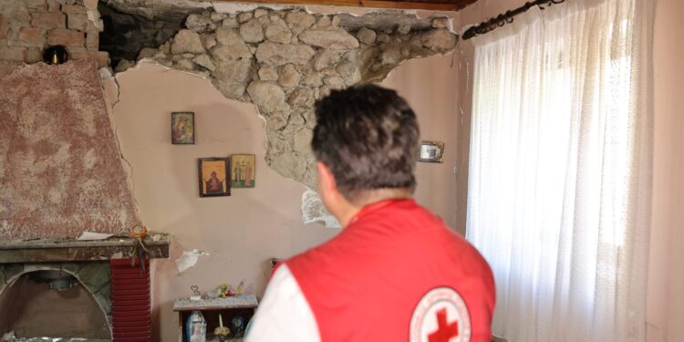Σεισμός στην Εύβοια: Ζημιές σε Δαφνούσα και Προκόπι από τις διαδοχικές δονήσεις - Πώς θα αποζημιωθούν οι πληγέντες - ertnews.gr