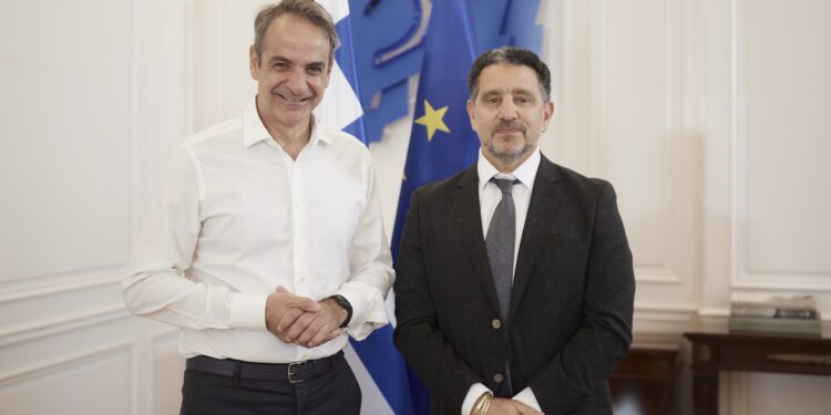 Συνάντηση Μητσοτάκη με τον αντιπρόεδρο της Amazon: Τον Ιούλιο διαθέσιμη η νέα υποδομή της AWS στην Αθήνα - ertnews.gr