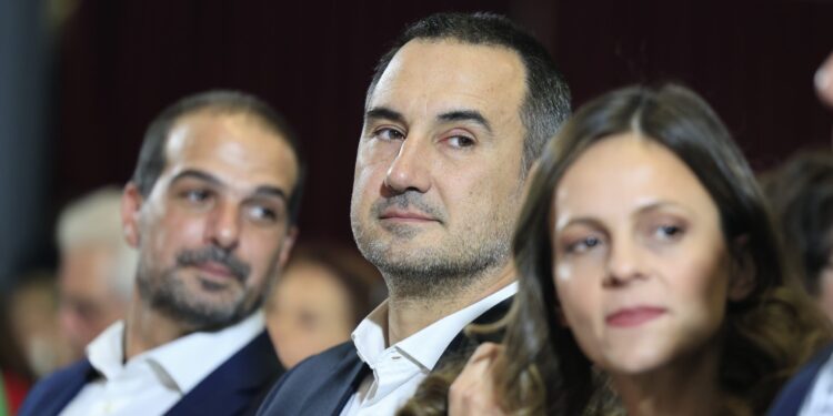 Νέα Αριστερά: Ανεξαρτητοποιήθηκαν 7 βουλευτές, κείμενο αποχώρησης από 150 στελέχη συνολικά - ertnews.gr