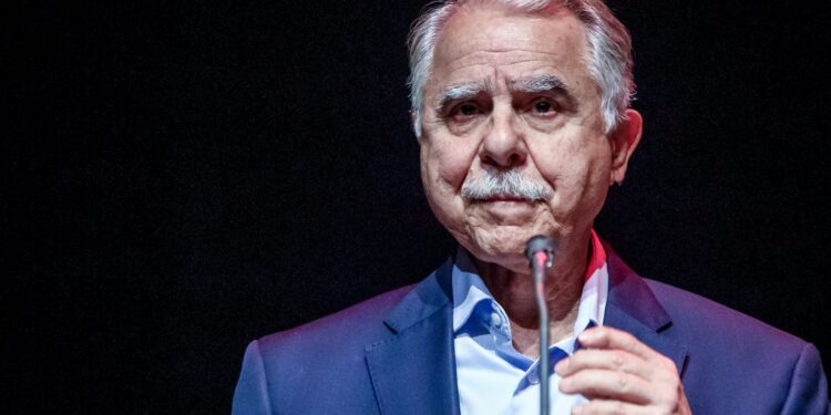 Μπαλάφας στο ΕΡΤnews Radio 105,8: Χρειάζεται ανασύνθεση και ενότητα στον προοδευτικό χώρο - Ο Τσίπρας πήρε ένα πολιτικό ρίσκο