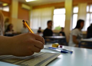 Πανελλαδικές 2026: Τα θέματα σε Ηλεκτροτεχνία, Προγραμματισμό Η/Υ και Ιστορία Σύγχρονης Τέχνης - ertnews.gr