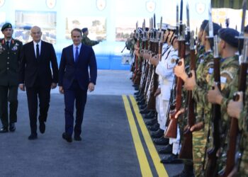 Live: Η παρουσίαση του νέου κτηρίου Διεύθυνσης Πληροφορικής και Κυβερνοχώρου του ΥΕΘΑ από Μητσοτάκη και Δένδια
