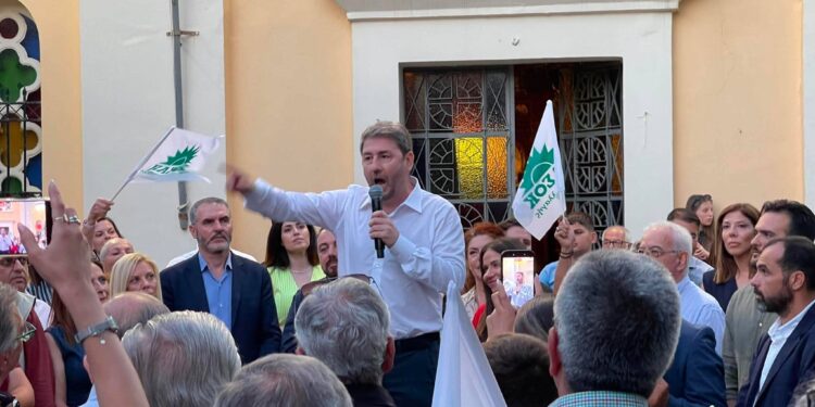 Ανδρουλάκης: Η ψήφος στο ΠΑΣΟΚ θα οδηγήσει τη χώρα να γυρίσει σελίδα