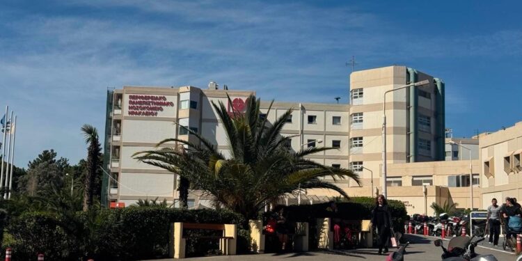 Ηράκλειο: 18 μηνών κοριτσάκι κατέληξε στο ΠΑΓΝΗ – Συνελήφθη ο παππούς