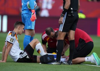 Τέλος το Μουντιάλ για τον Σλότερμπεκ - www.ertsports.gr