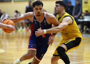 Ανανέωσε τον Ρόμπινσον η Δόξα Λευκάδας - www.ertsports.gr