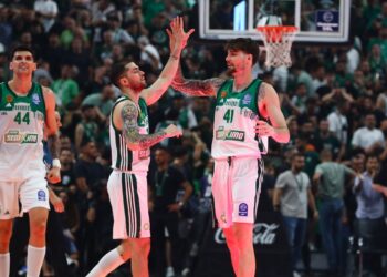 Ο "πράσινος" πάγκος έστειλε τους τελικούς σε Game 5 - www.ertsports.gr