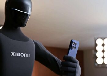 Xiaomi 17T Pro robot