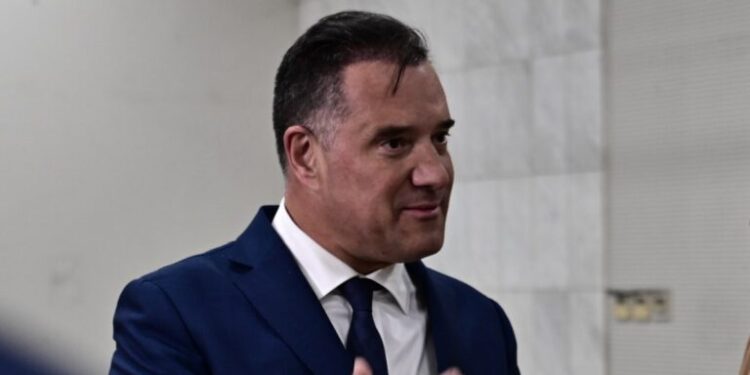 Live η συνέντευξη Γεωργιάδη: «Εξωνοσοκομειακή συνταγογράφηση αντιβιοτικών – Ανάλυση των δεδομένων της ΗΔΙΚΑ 2018-2024»