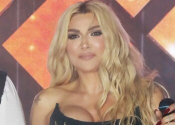 Αγγελική Ηλιάδη: Ο γιος της, Μπάμπης Λαζαρίδης έγινε 21 ετών