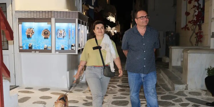 Άννα Κουρή: Η σπάνια εμφάνιση με τον δικηγόρο σύζυγό της