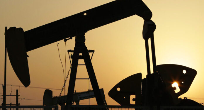 Πετρέλαιο: Πτώση για το Brent κάτω από τα 95 δολάρια υπό την επίδραση των συνομιλιών ΗΠΑ – Ιράν