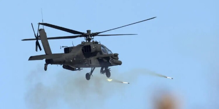 Κατάρριψη Apache στον Κόλπο: Η αλλαγή ρητορικής από τον Τραμπ και η επικίνδυνη κλιμάκωση της Τεχεράνης