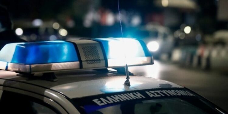 Πατήσια: Στο νοσοκομείο νεαρός Αιγύπτιος μετά από απόπειρα ληστείας – Φέρει τραύματα από μαχαίρι
