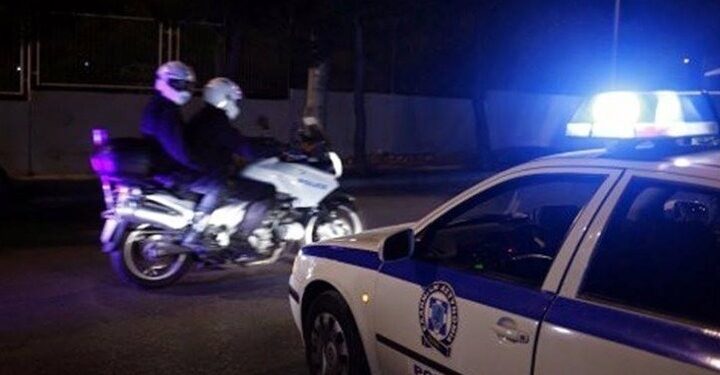 Καλλιθέα: Στο νοσοκομείο νεαρό άτομο μετά από τραυματισμό με αιχμηρό αντικείμενο – Οκτώ προσαγωγές